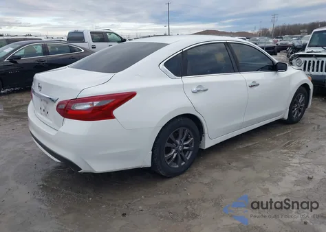 2018 Nissan Altima 2.5 S z USA, uszkodzony, nr VIN 1N4AL3AP7JC474607